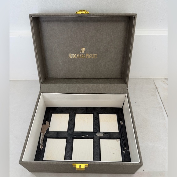 Audemars Piguet Watch Box - Picture 10 of 12